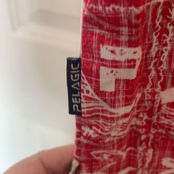 Pelagic button down shirt size smalll - Picture 11 of 12